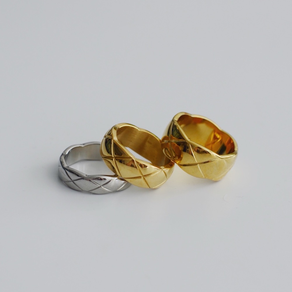 18K Gold Plated Minimalist Crush Wide Band Ring - Picture 1 of 8